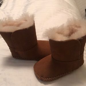 Baby UGG